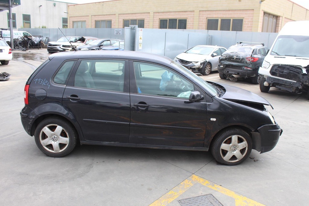 VOLKSWAGEN POLO 1.9 D 74KW 5M 5P (2003) RICAMBI IN MAGAZZINO