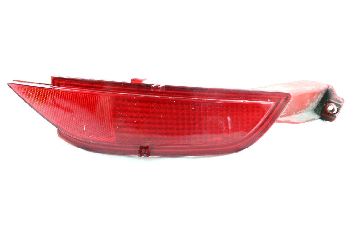 8A61-17A849-AB CATARIFRANGENTE CATADIOTTRO PARAURTI POSTERIORE LATO DESTRO FORD FIESTA 1.4 D 51KW 5M 5P (2012) RICAMBIO USATO