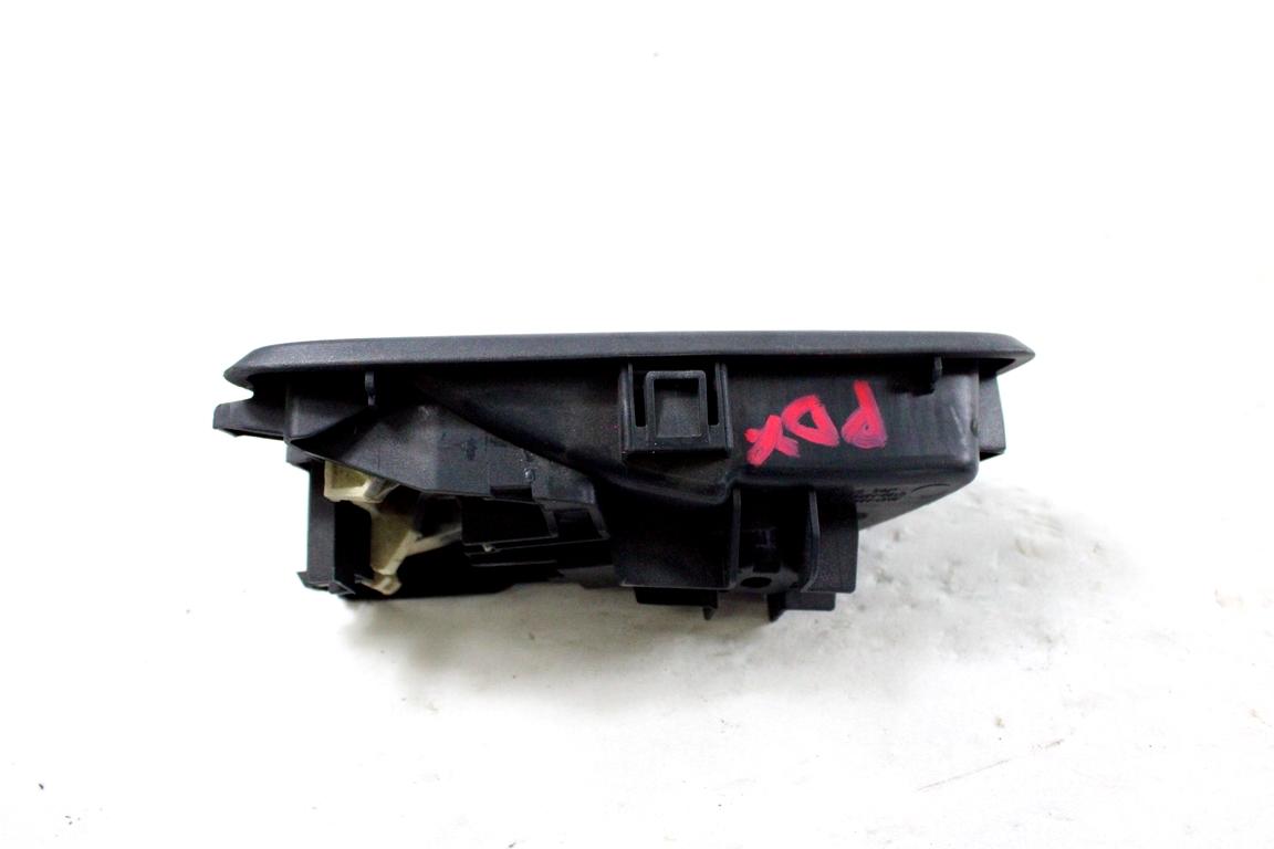 8A61-A22600-CEW MANIGLIA INTERNA PORTA POSTERIORE DESTRA FORD FIESTA 1.4 D 51KW 5M 5P (2012) RICAMBIO USATO