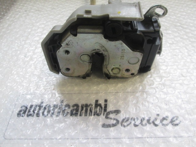 CENTRALNI ZAKLEP SPREDNJIH VRAT  OEM N. 51827955 ORIGINAL REZERVNI DEL FIAT BRAVO 198 (02/2007 - 2010) DIESEL LETNIK 2007