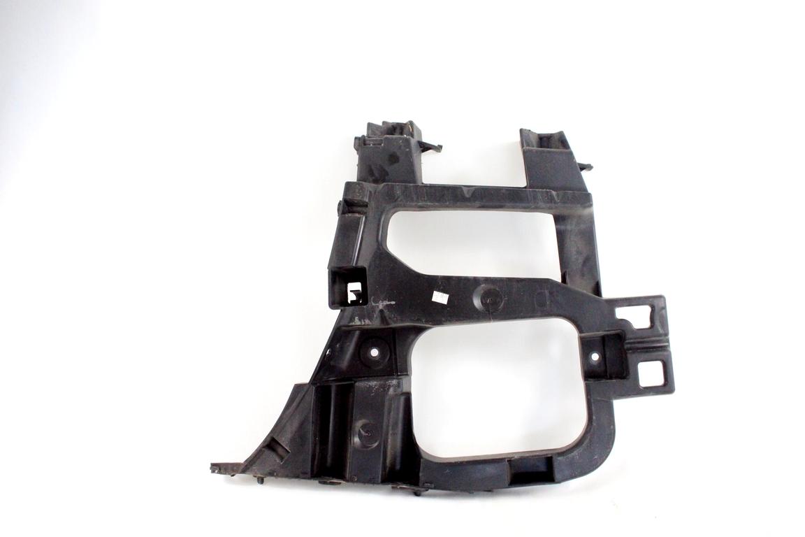 9681048580 SUPPORTO PARAURTI POSTERIORE LATO DESTRO CITROEN C5 SW 1.6 D 84KW 5M 5P (2015) RICAMBIO USATO