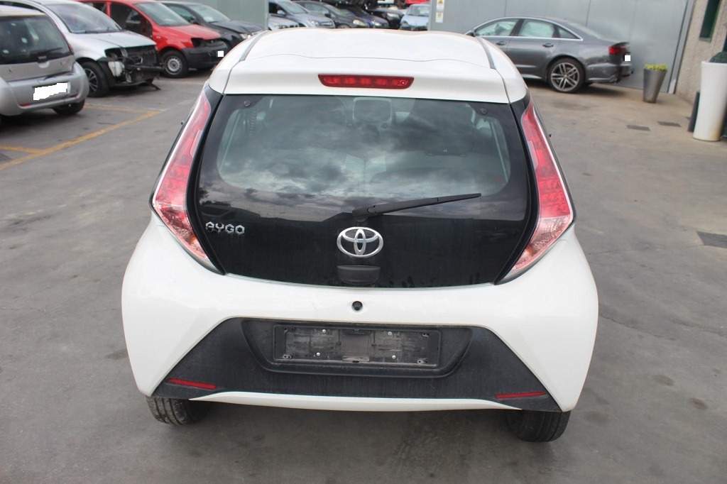 TOYOTA AYGO 1.0 B 51KW 5M 3P (2017) RICAMBI IN MAGAZZINO 