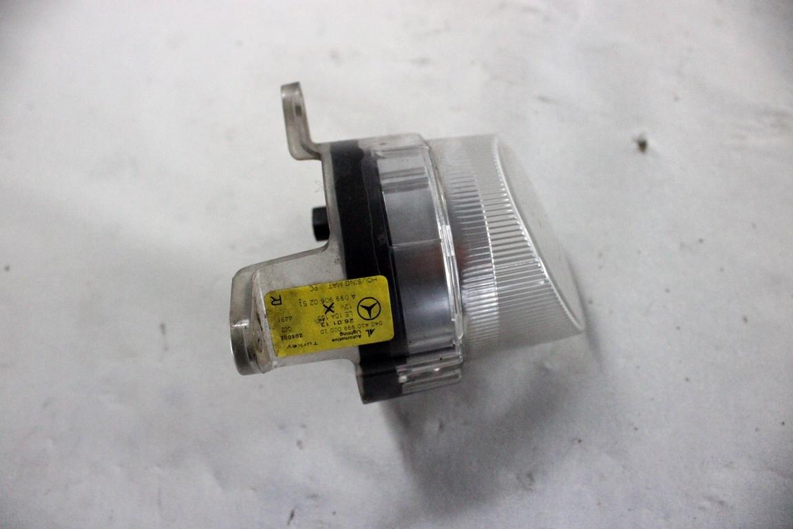 A0999060251 FARO FANALINO LUCE DIURNA ANTERIORE DESTRO MERCEDES CLASSE C 180 W204 SW 2.2 D 88KW AUT 5P (2013) RICAMBIO USATO