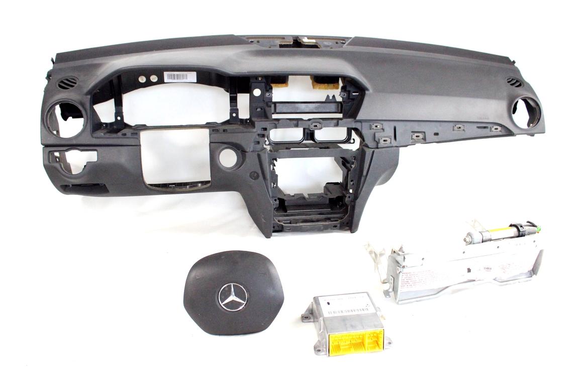 A2049012704 KIT AIRBAG MERCEDES CLASSE C 180 W204 SW 2.2 D 88KW AUT 5P (2013) RICAMBIO USATO CON CENTRALINA AIRBAG, AIRBAG VOLANTE GUIDATORE, AIRBAG PASSEGGERO, AIRBAG GINOCCHIA, CRUSCOTTO 24686031029116 2078603902 2048601902