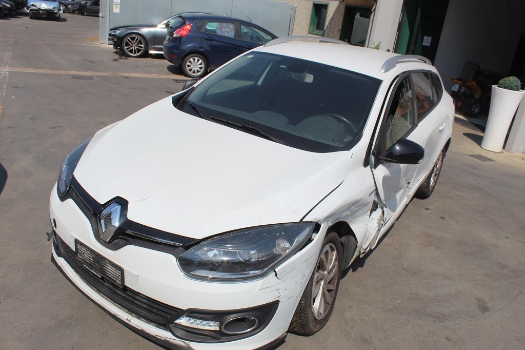 RENAULT MEGANE 3 SW 1.5 D 70KW 6M 5P (2015) RICAMBI IN MAGAZZINO