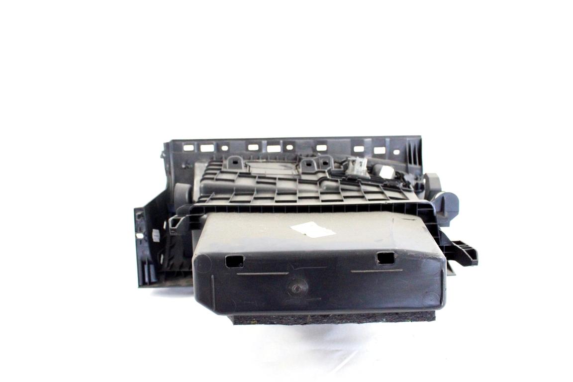 681080020R CASSETTO PORTAOGGETTI CRUSCOTTO LATO DESTRO RENAULT MEGANE 3 SW 1.5 D 70KW 6M 5P (2015) RICAMBIO USATO