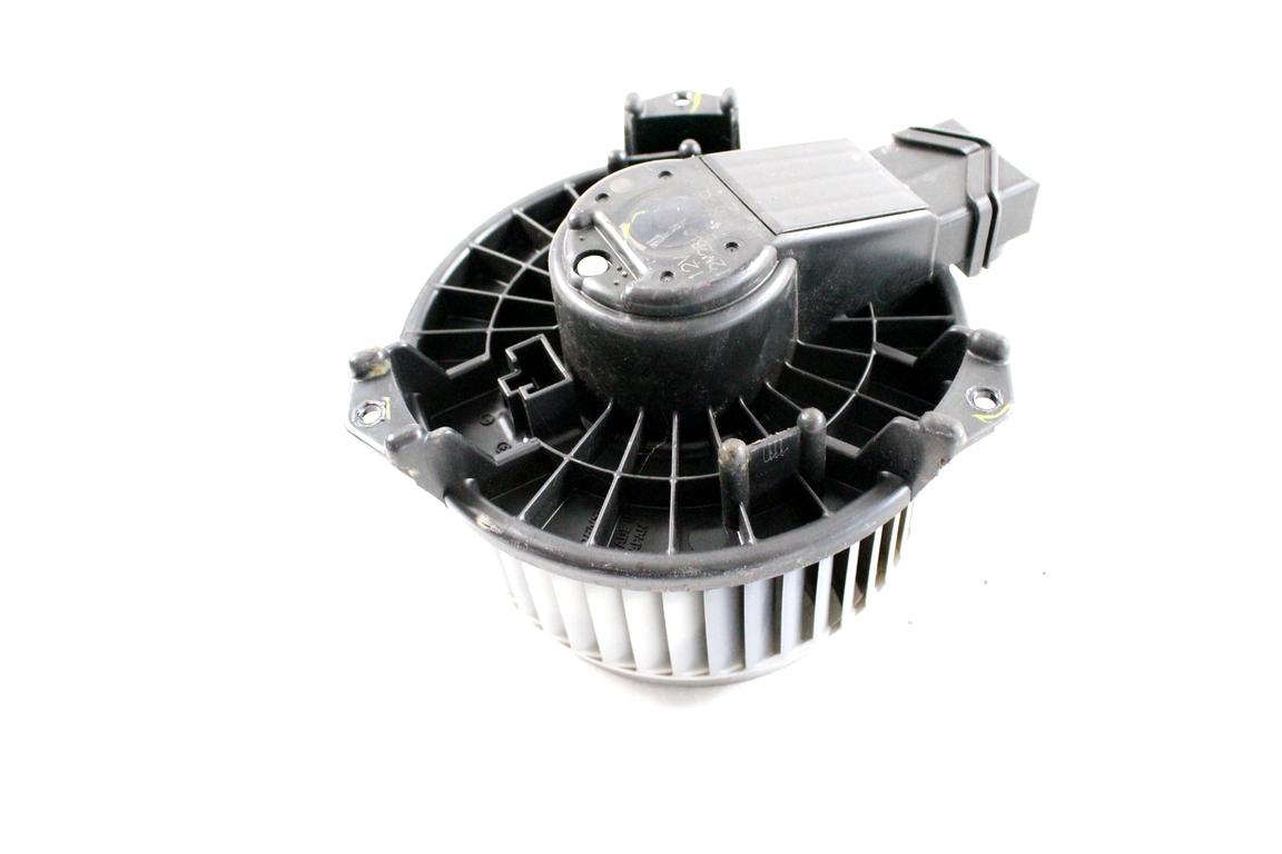 87103-52141 MOTORINO VENTOLA VENTILAZIONE ABITACOLO SUBARU TREZIA 1.4 D 66KW AUT 5P (2011) RICAMBIO USATO