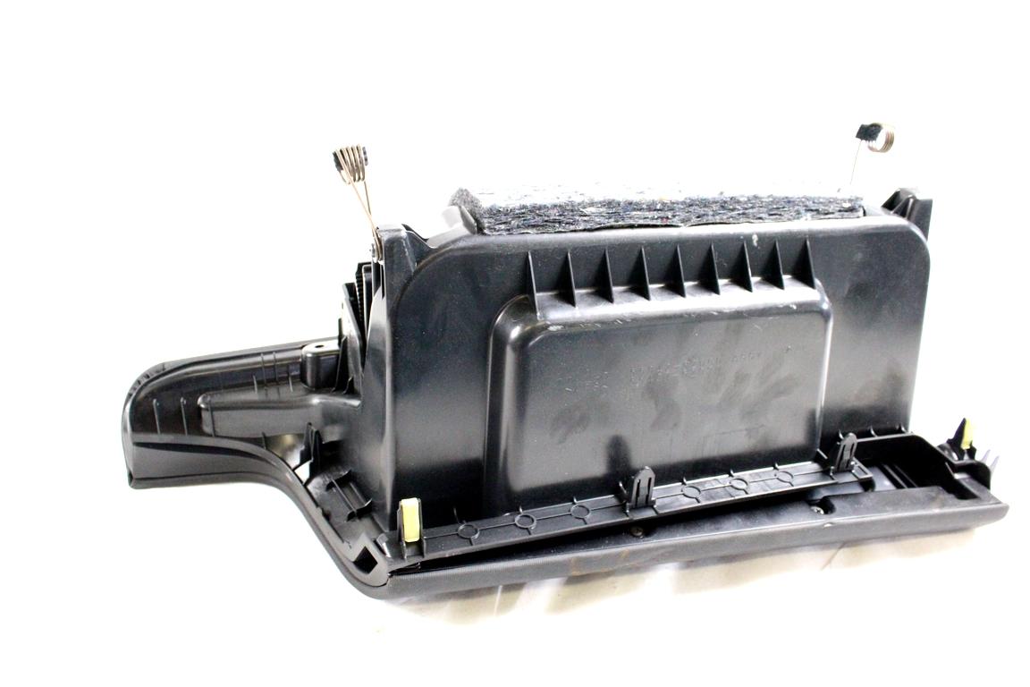 55042-52060 CASSETTO PORTAOGGETTI CRUSCOTTO SUPERIORE LATO DESTRO SUBARU TREZIA 1.4 D 66KW AUT 5P (2011) RICAMBIO USATO