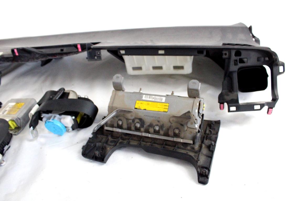 89170-52A10 KIT AIRBAG SUBARU TREZIA 1.4 D 66KW AUT 5P (2011) RICAMBIO USATO CON PRETENSIONATORI CINTURE DI SICUREZZA, CENTRALINA AIRBAG, AIRBAG VOLANTE GUIDATORE, AIRBAG PASSEGGERO, CRUSCOTTO 150300-4531 7390052051C0 7396052141