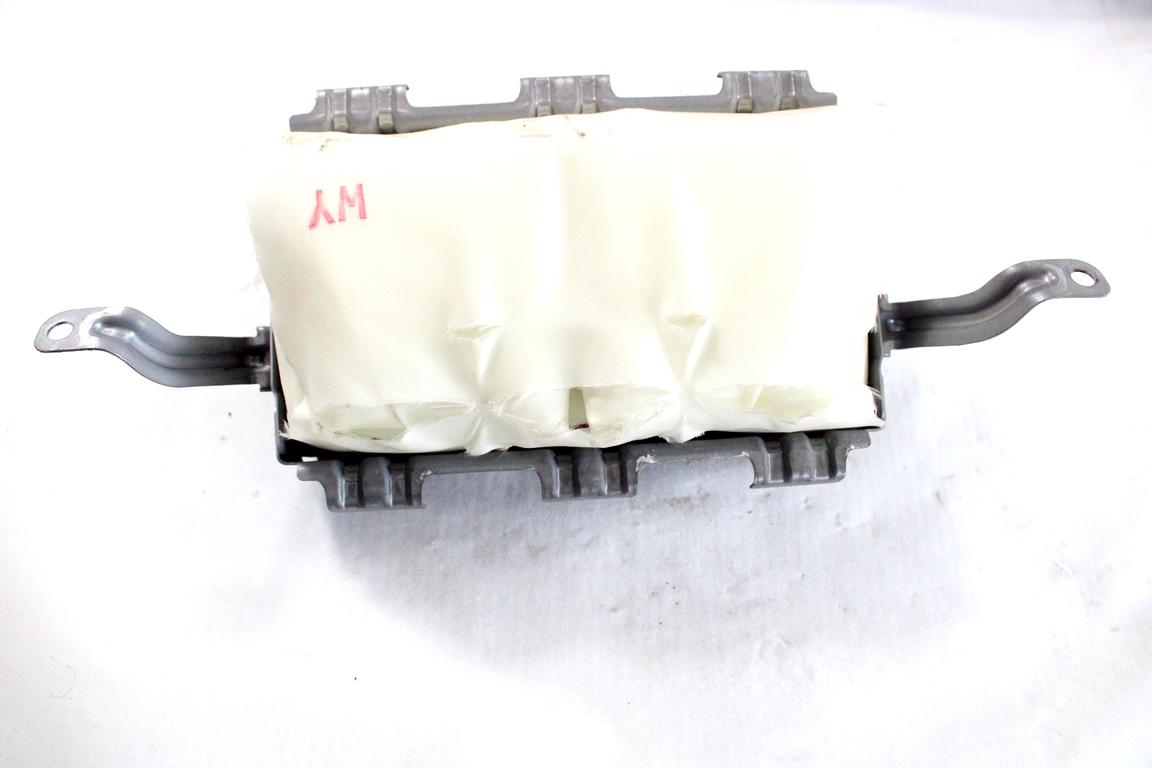 89170-52A10 KIT AIRBAG SUBARU TREZIA 1.4 D 66KW AUT 5P (2011) RICAMBIO USATO CON PRETENSIONATORI CINTURE DI SICUREZZA, CENTRALINA AIRBAG, AIRBAG VOLANTE GUIDATORE, AIRBAG PASSEGGERO, CRUSCOTTO 150300-4531 7390052051C0 7396052141