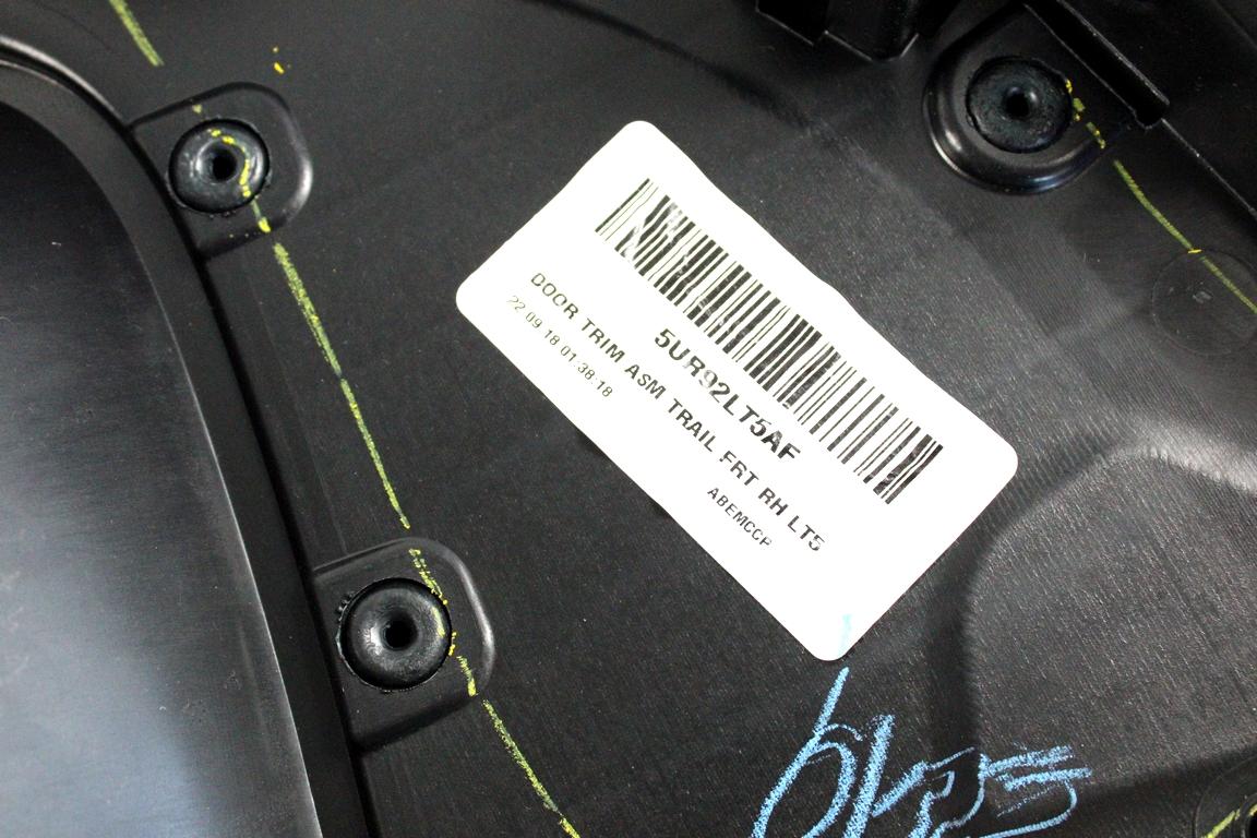 5UR92LT5AI PANNELLO INTERNO PORTA ANTERIORE DESTRA CON RIVESTIMENTO IN PELLE JEEP COMPASS 2.0 D 4X4 103KW AUT 5P (2018) RICAMBIO USATO