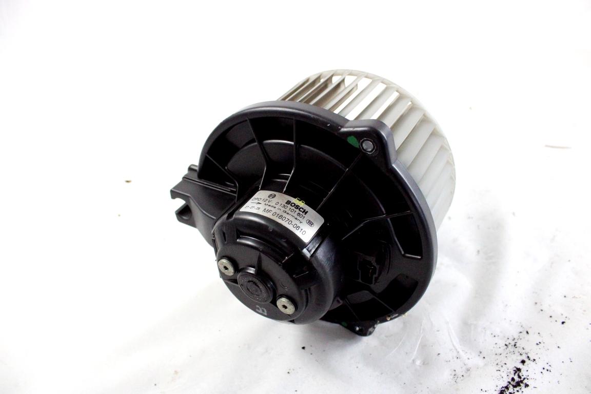 8710302080 MOTORINO VENTOLA VENTILAZIONE ABIATCOLO TOYOTA AVENSIS SW 2.2 D 110KW 6M 5P (2008) RICAMBIO USATO