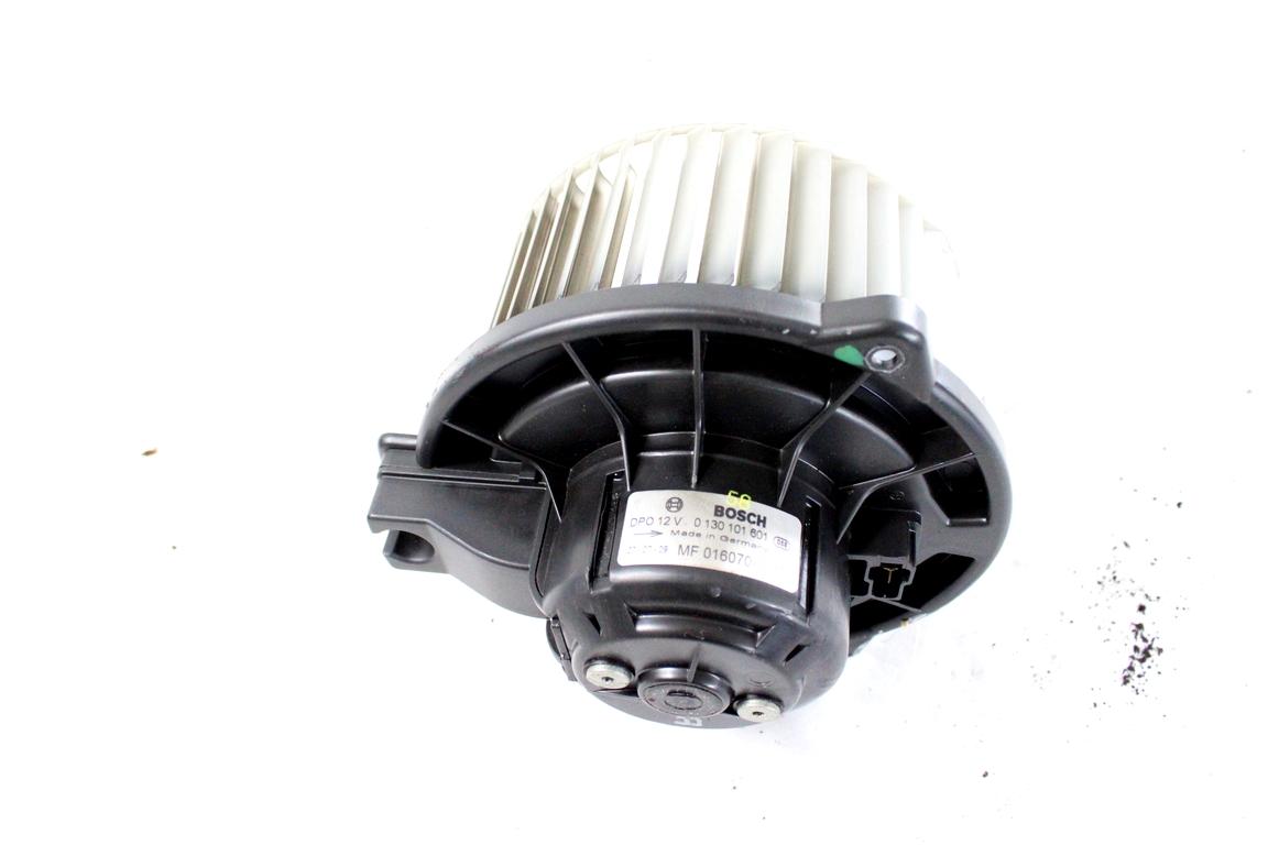 8710302080 MOTORINO VENTOLA VENTILAZIONE ABIATCOLO TOYOTA AVENSIS SW 2.2 D 110KW 6M 5P (2008) RICAMBIO USATO