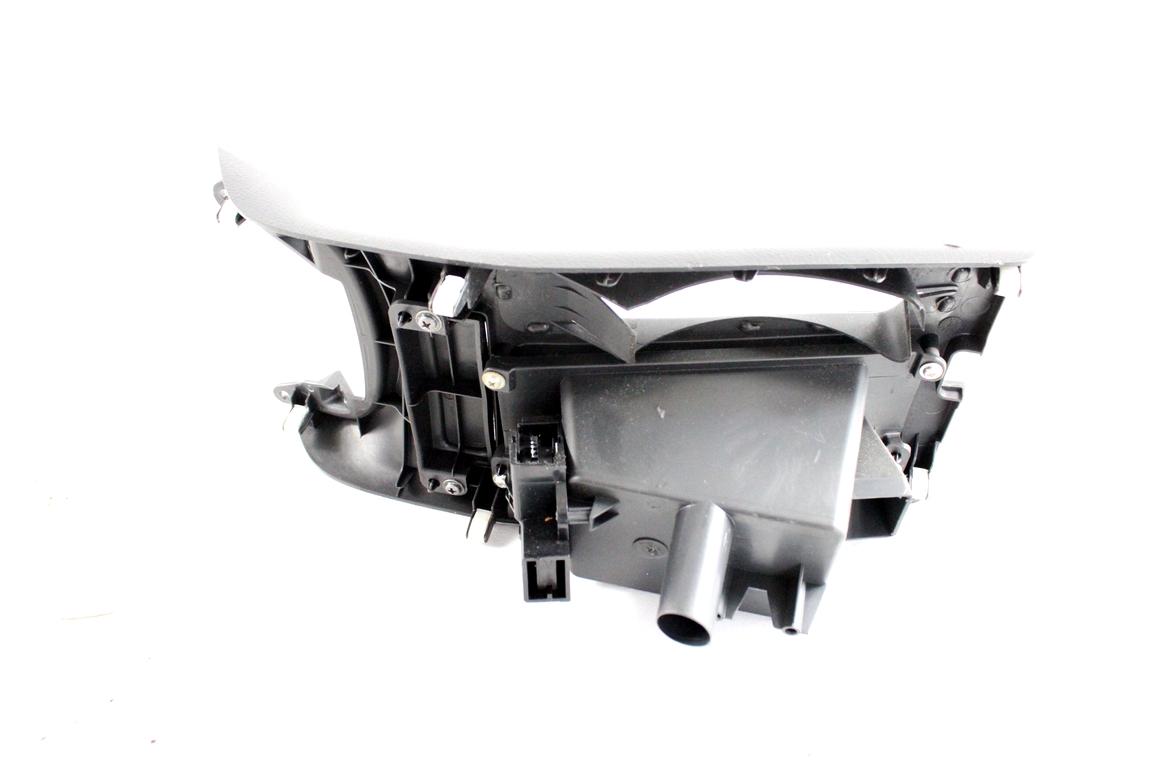 58805-05010 CASSETTO PORTAOGGETTI CRUSCOTTO TOYOTA AVENSIS SW 2.2 D 110KW 6M 5P (2008) RICAMBIO USATO