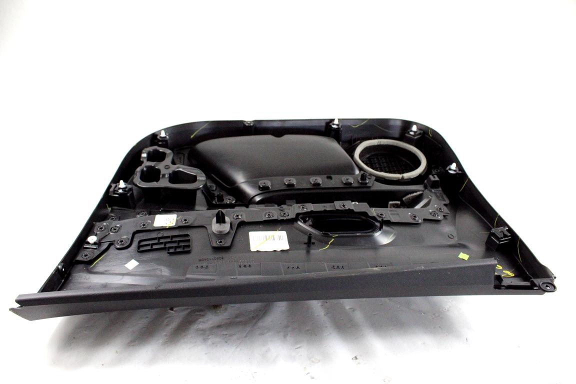 809018373R PANNELLO INTERNO PORTA ANTERIORE SINISTRA DACIA SANDERO 1.0 B 67KW AUT 5P (2023) RICAMBIO USATO