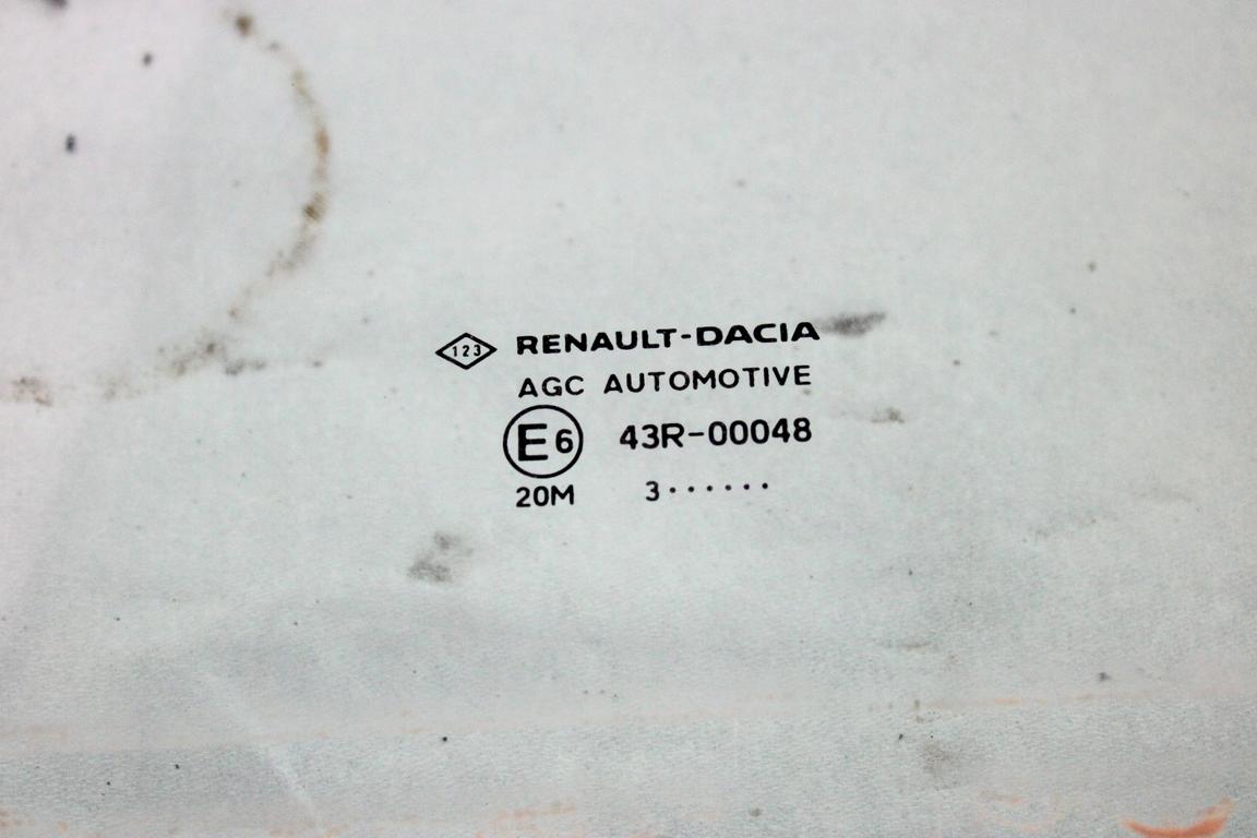 823011397R VETRO SCENDENTE PORTA POSTERIORE SINISTRA DACIA SANDERO 1.0 B 67KW AUT 5P (2023) RICAMBIO USATO