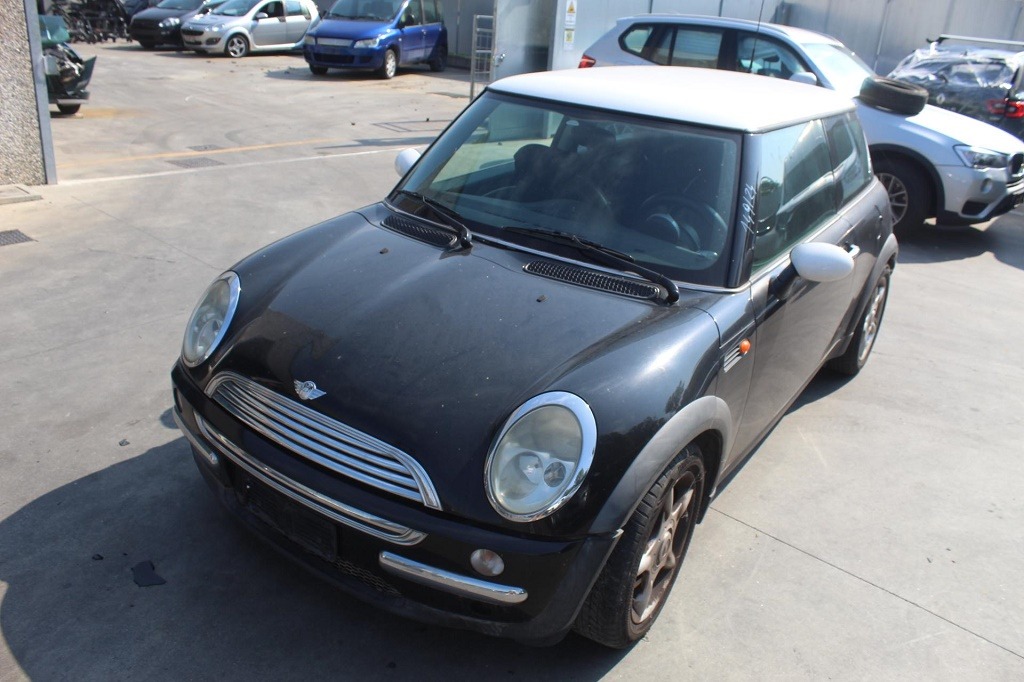 MINI COOPER R50 1.6 B 85KW 5M 3P (2001) RICAMBI IN MAGAZZINO