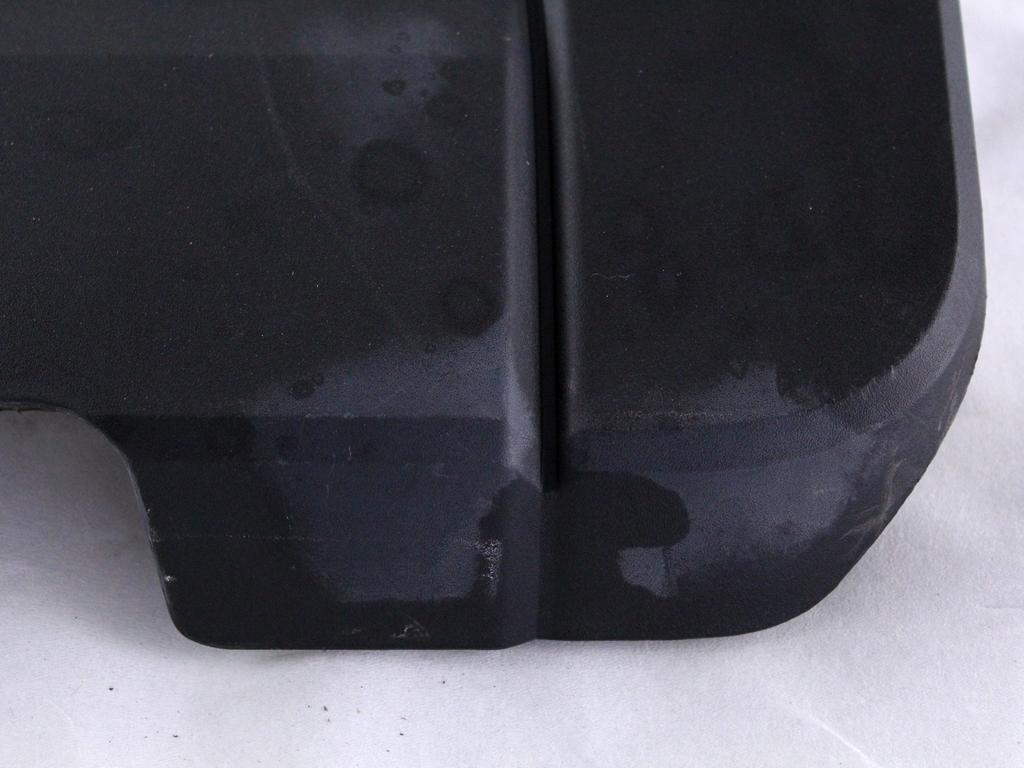 AV2Q-6N041-B RIVESTIMENTO COVER COPRI MOTORE FORD FIESTA 1.5 D 55KW 5M 5P (2014) RICAMBIO USATO