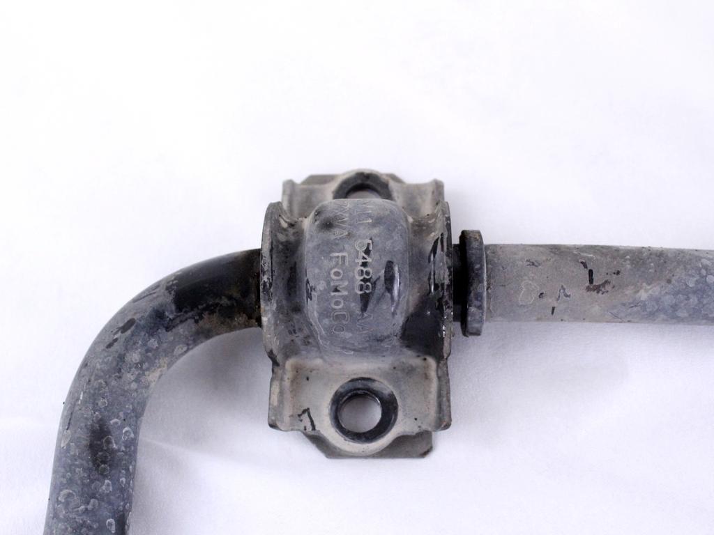 8V51-5494-AC BARRA STABILIZZATRICE ANTERIORE FORD FIESTA 1.5 D 55KW 5M 5P (2014) RICAMBIO USATO