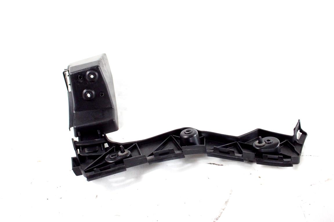 AM51-R17E850-A STAFFA SUPPORTO PARAURTI POSTERIORE LATO DESTRO FORD C-MAX 1.6 D 85KW 6M 5P (2013) RICAMBIO USATO