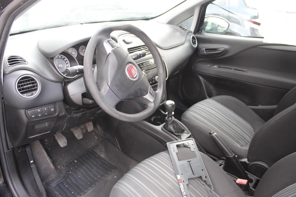 FIAT PUNTO EVO 1.2 B 51KW 5M 3P (2011) RICAMBI USATI AUTO IN PIAZZALE