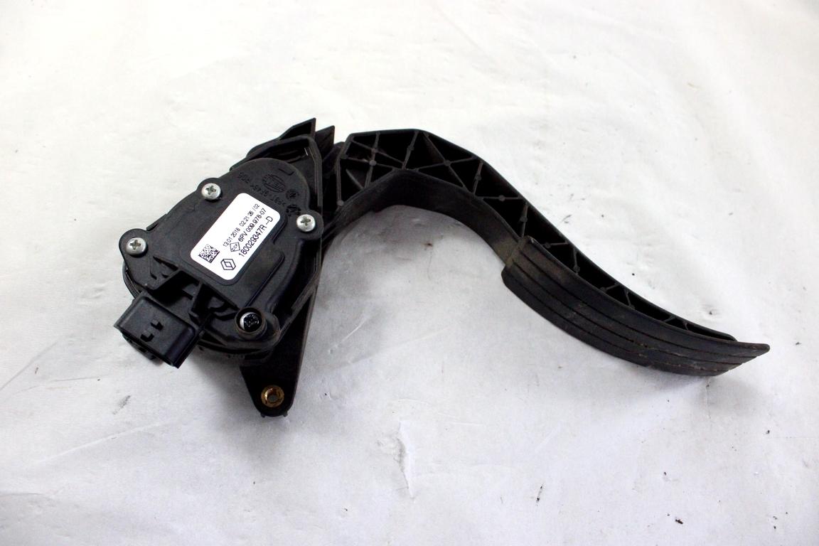 180029347R PEDALE ACCELERATORE RENAULT CLIO SW 1.5 D 66KW 5M 5P (2018) RICAMBIO USATO