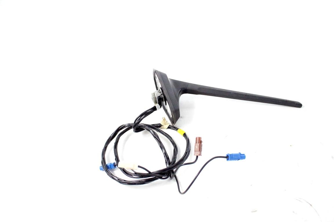 282169737R ANTENNA GPS SISTEMA DI NAVIGAZIONE SATELLITARE RENAULT CAPTUR 1.0 G 74KW 6M 5P (2021) RICAMBIO USATO