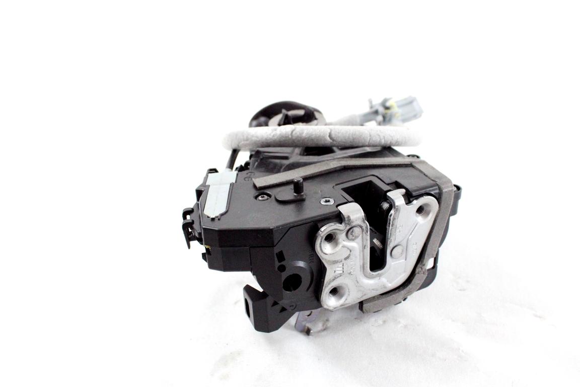 805024067R CHIUSURA SERRATURA PORTA ANTERIORE DESTRA RENAULT CAPTUR 1.0 G 74KW 6M 5P (2021) RICAMBIO USATO