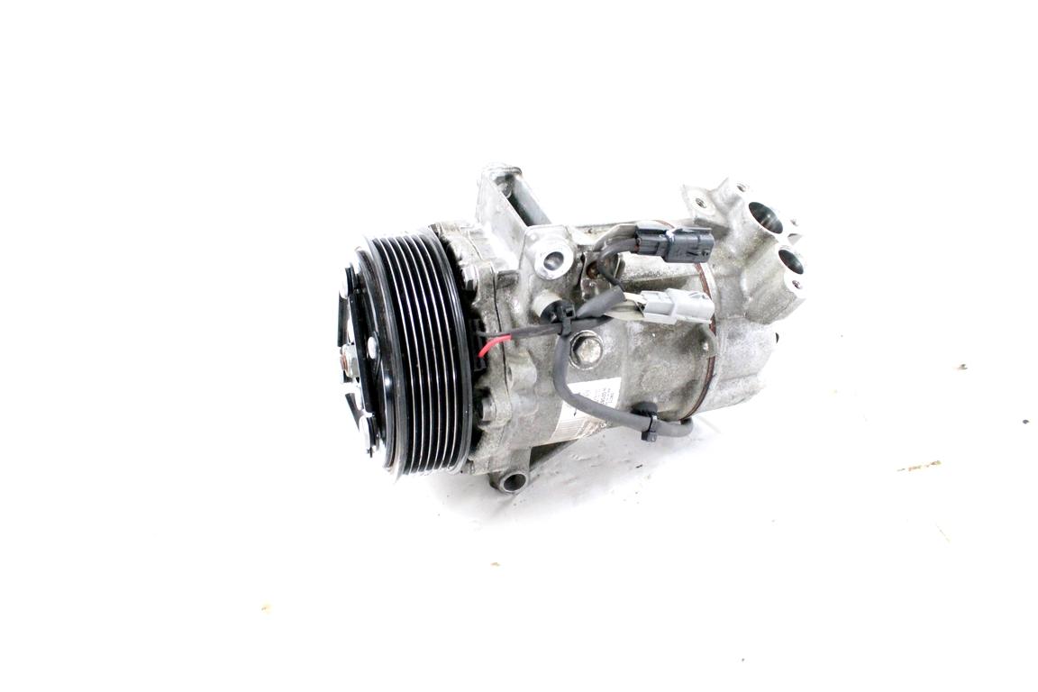 926002888R COMPRESSORE CLIMATIZZATORE CLIMA A/C RENAULT CAPTUR 1.0 G 74KW 6M 5P (2021) RICAMBIO USATO