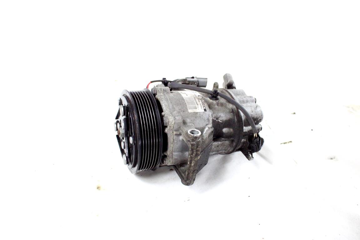 926002888R COMPRESSORE CLIMATIZZATORE CLIMA A/C RENAULT CAPTUR 1.0 G 74KW 6M 5P (2021) RICAMBIO USATO