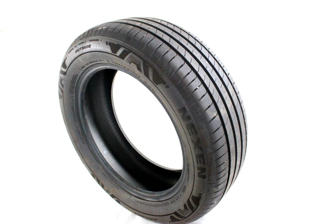 215/60 R17 96V NEXEN N'FERA PRIMUS 7,62MM A5023 PNEUMATICI ESTIVI (QUANTITA' 1 GOMME)