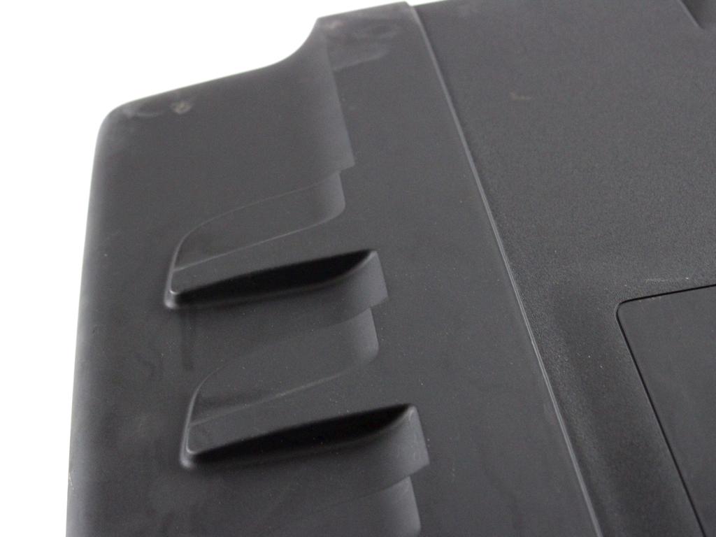 03L103925F COVER RIVESTIMENTO COPRI MOTORE AUDI A4 B8 2.0 D 105KW 4P AUT (2008) RICAMBIO USATO