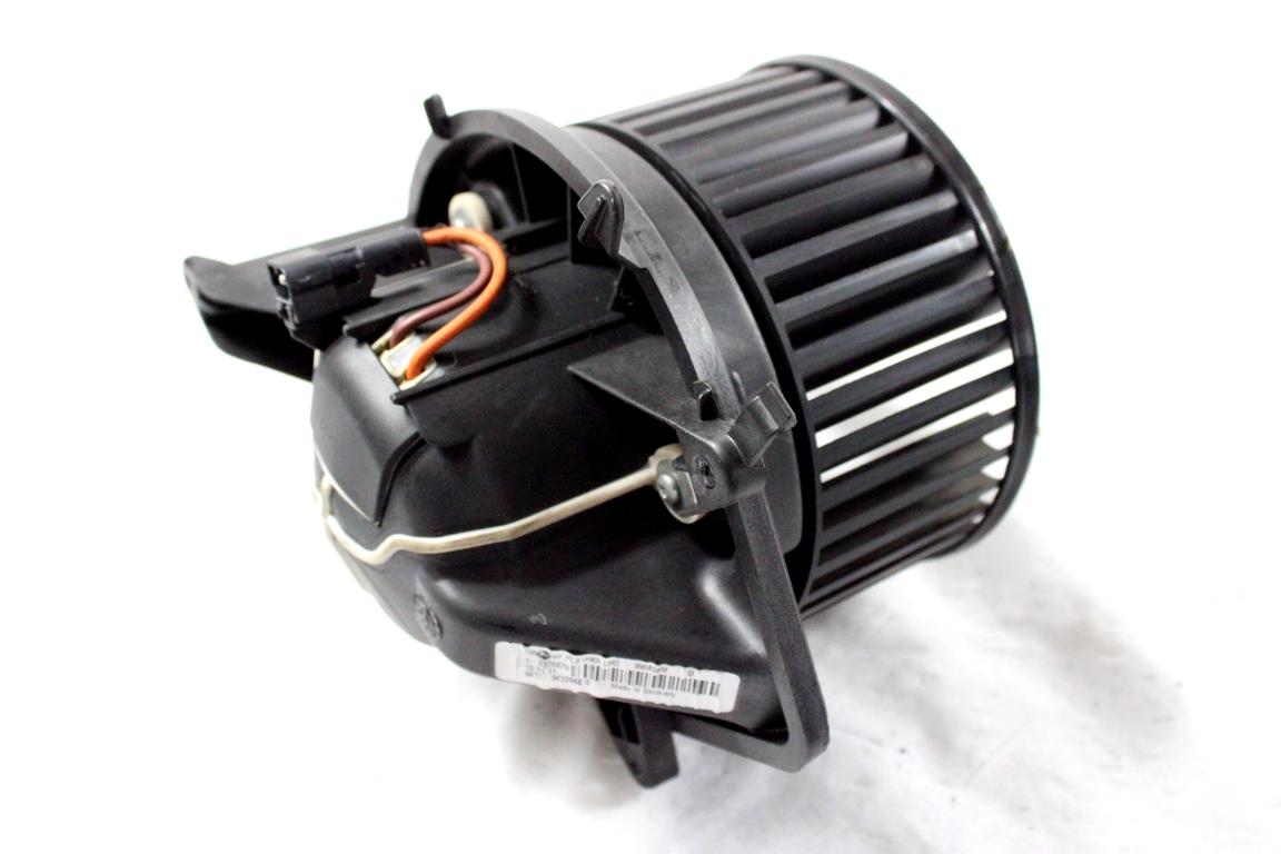 64113422644 MOTORINO VENTOLA VENTILAZIONE ABITACOLO MINI COUNTRYMAN COOPER S R60 D 1.6 B 4X4 135KW 6M 5P (2011) RICAMBIO USATO