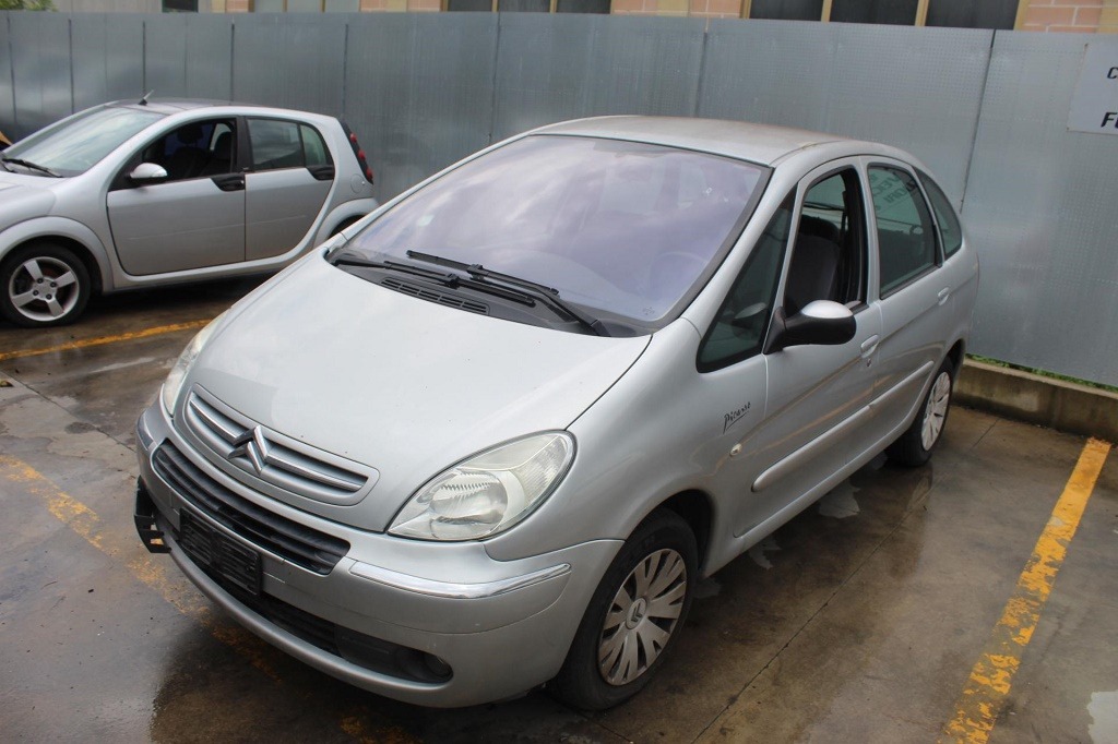 CITROEN XSARA PICASSO 1.6 B 80KW 5M 5P (2007) RICAMBI USATI AUTO IN PIAZZALE 