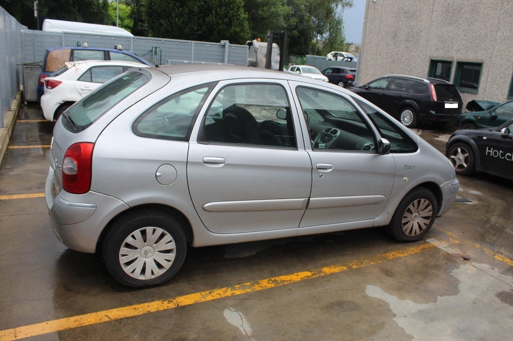 CITROEN XSARA PICASSO 1.6 B 80KW 5M 5P (2007) RICAMBI USATI AUTO IN PIAZZALE 