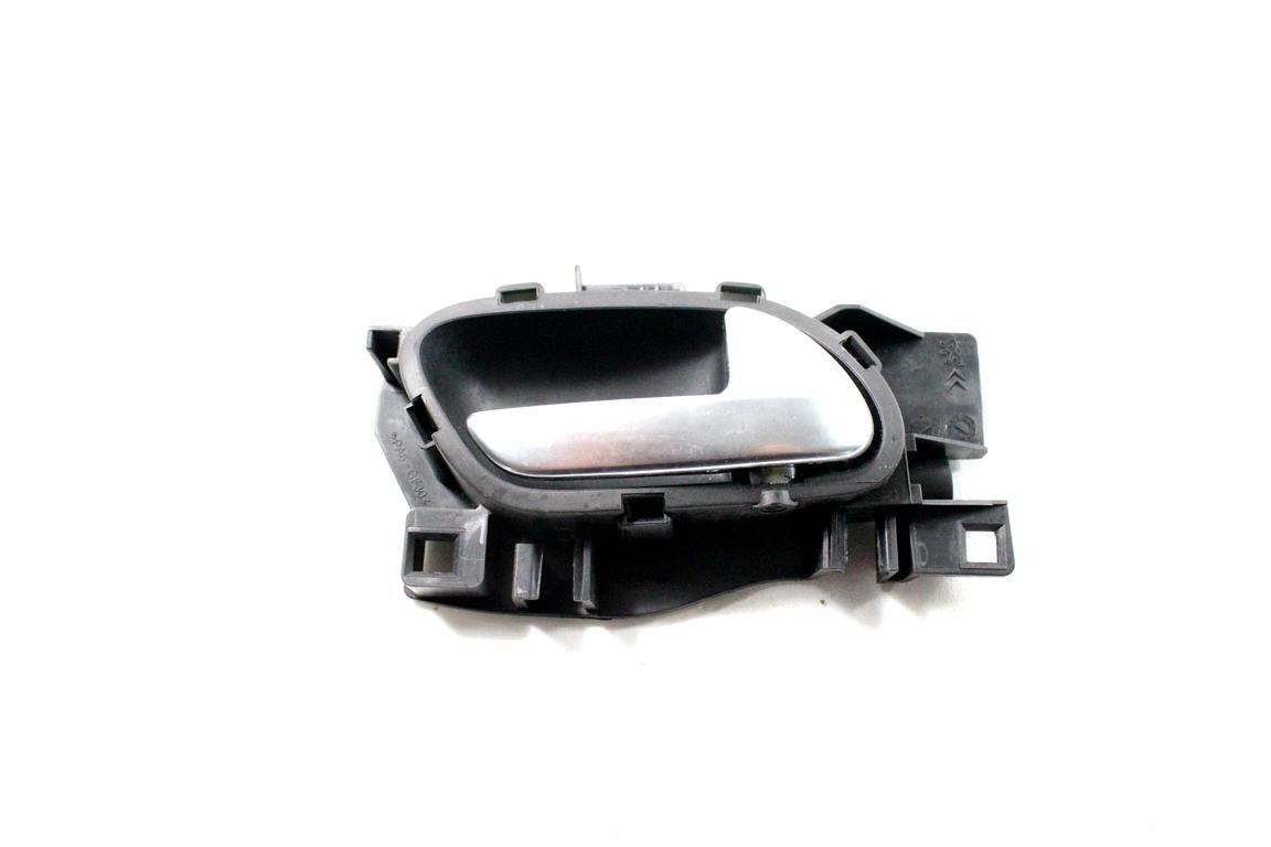 9683446577 MANIGLIA INTERNA PORTA ANTERIORE DESTRA CITROEN C3 1.4 G 70KW 5M 5P (2013) RICAMBIO USATO