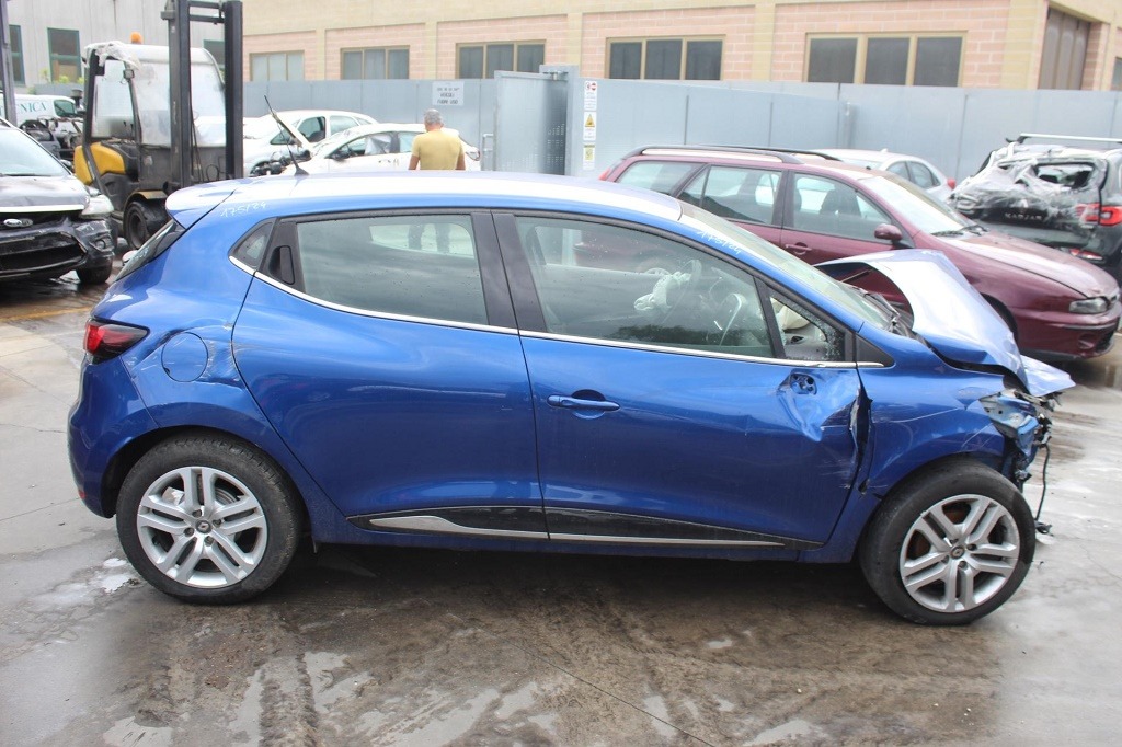 RENAULT CLIO 0.9 B 56KW 5M 5P (2019) RICAMBI IN MAGAZZINO