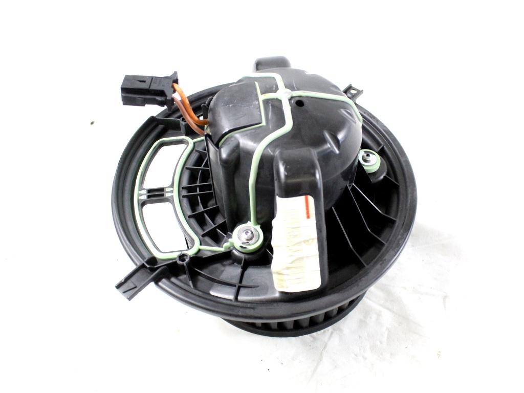 64119227671 MOTORINO VENTOLA VENTILAZIONE ABITACOLO BMW X3 F25 RHD 2.0 D 4X4 140KW AUT 5P (2015) RICAMBIO USATO