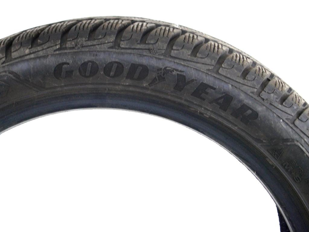 235/45 R19 99V GOODYEAR ULTRAGRIP PERFORMANCE+ 7,21MM 6,67MM A2921 PNEUMATICI INVERNALI M+S (QUANTITA' 2 GOMME)