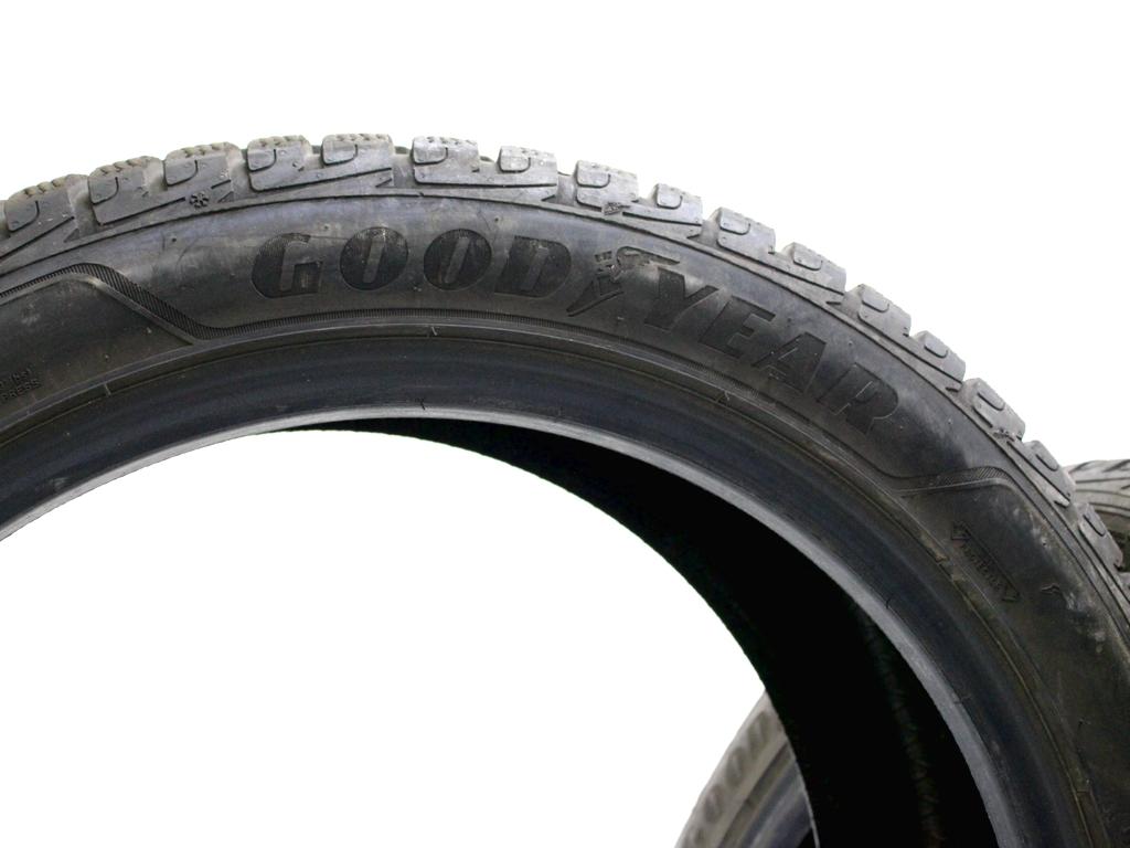 235/45 R19 99V GOODYEAR ULTRAGRIP PERFORMANCE+ 7,21MM 6,67MM A2921 PNEUMATICI INVERNALI M+S (QUANTITA' 2 GOMME)