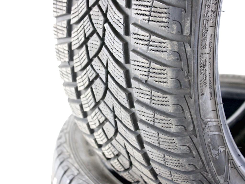 235/45 R19 99V GOODYEAR ULTRAGRIP PERFORMANCE+ 7,21MM 6,67MM A2921 PNEUMATICI INVERNALI M+S (QUANTITA' 2 GOMME)