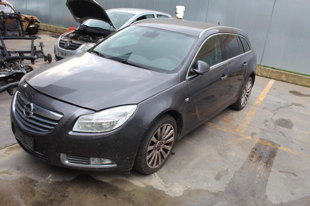 OPEL INSIGNIA A SW 2.0 D 118KW AUT 5P (2011) RICAMBI IN MAGAZZINO