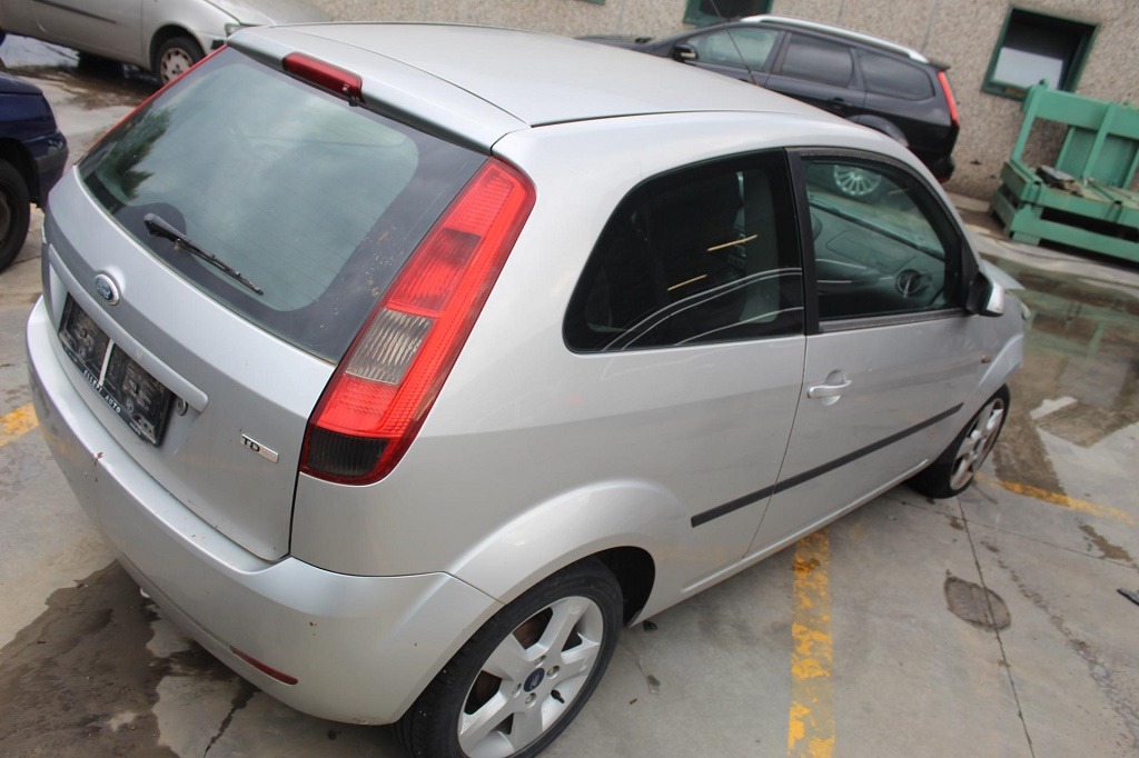 FORD FIESTA 1.4 D 50KW 5M 3P (2005) RICAMBI IN MAGAZZINO