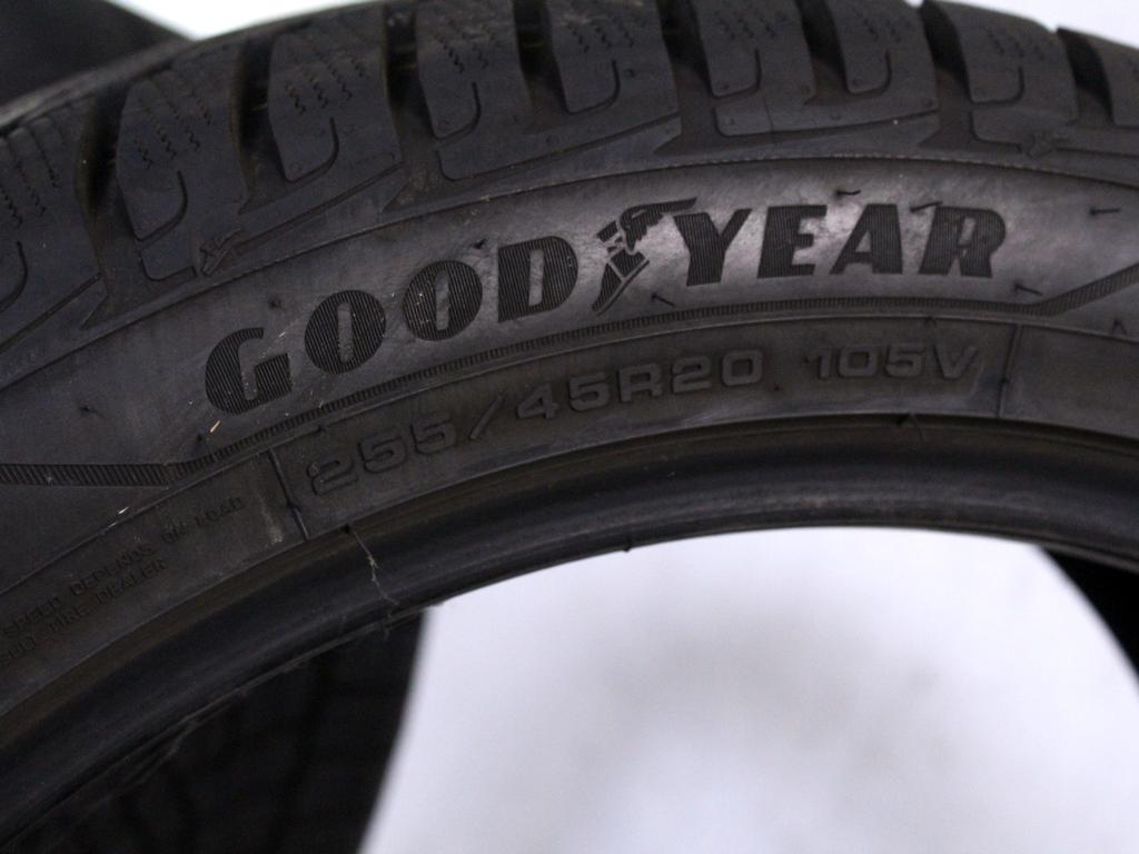 255/45 R20 105V GOODYEAR ULTRAGRIP PERFORMANCE+  9,72MM 9,83MM A3521 PNEUMATICI INVERNALI M+S (QUANTITA' 4 GOMME)