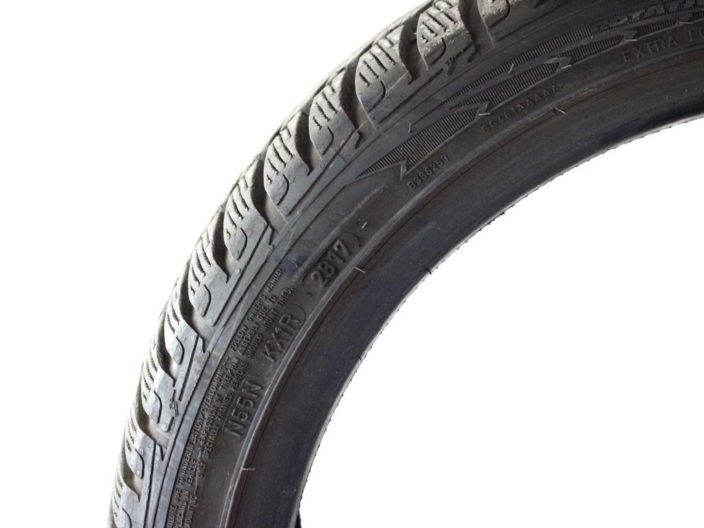 225/40 R18 92V GOODYEAR ULTRAGRIP PERFORMANCE+ 7,99MM 7,32MM 8,34MM 8,42MM A2817 PNEUMATICI INVERNALI M+S (QUANTITA' 4 GOMME)