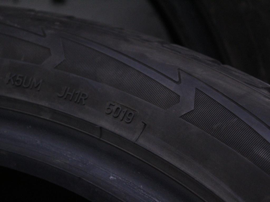 265/50 R20 111V GOODYEAR ULTRAGRIP PERFORMANCE+ A5019 PNEUMATICI INVERNALI M+S (QUANTITA' 4 GOMME) UNA GOMMA DA RIPARARE