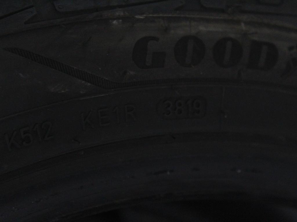 255/45 R20 105V GOODYEAR ULTRAGRIP PERFORMANCE+ 8,53MM A3819 PNEUMATICI INVERNALI M+S (QUANTITA' 4 GOMME)