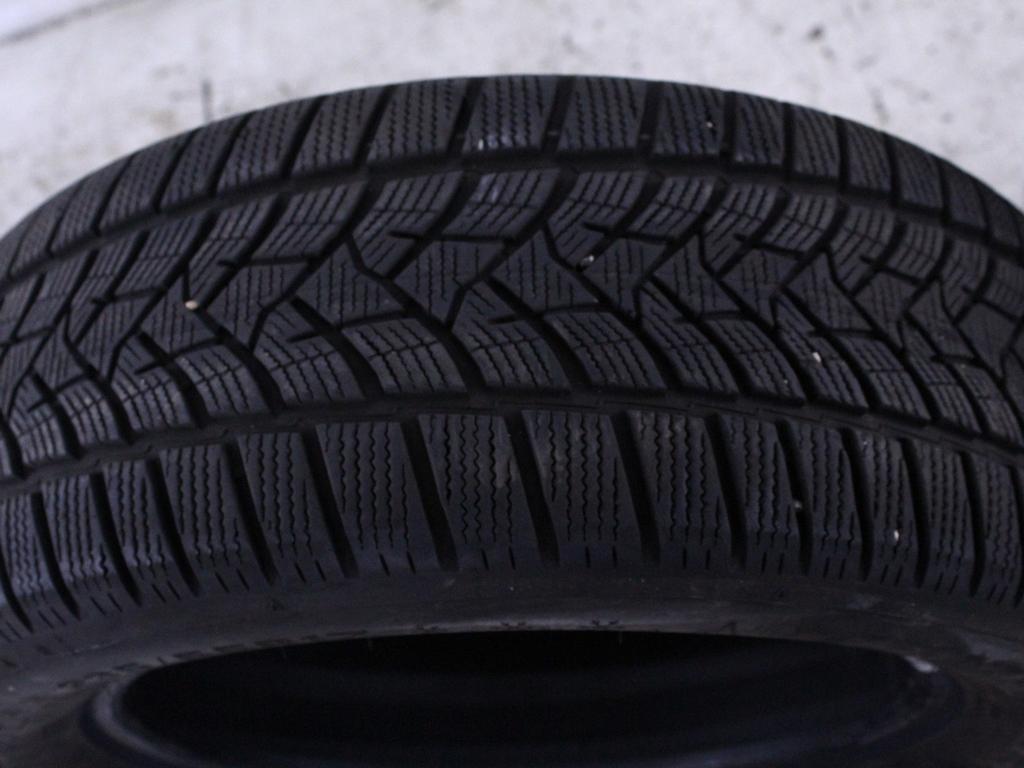 235/55 R17 103V DUNLOP WINTER SPORT 5 SUV 7,29MM A2621 PNEUMATICI INVERNALI M+S (QUANTITA' A GOMME) RICAMBIO USATO