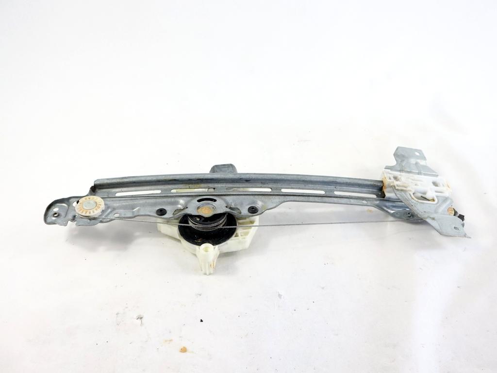 9826080380 MOTORINO MECCANISMO ALZA-VETRO ALZA-CRISTALLO PORTA POSTERIORE DESTRA PEUGEOT 308 SW 1.5 D 96KW 6M 5P (2019) RICAMBIO USATO 9825710480