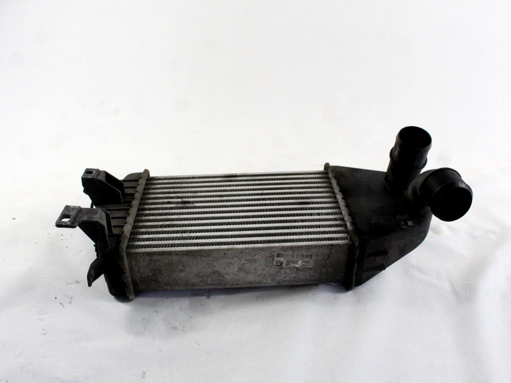 13240831 RADIATORE INTERCOOLER SCAMBIATORE ARIA/ARIA OPEL ASTRA H SW 1.7 D 81KW 6M 5P (2010) RICAMBIO USATO